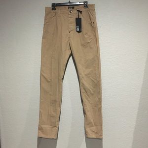 Men’s khaki pants